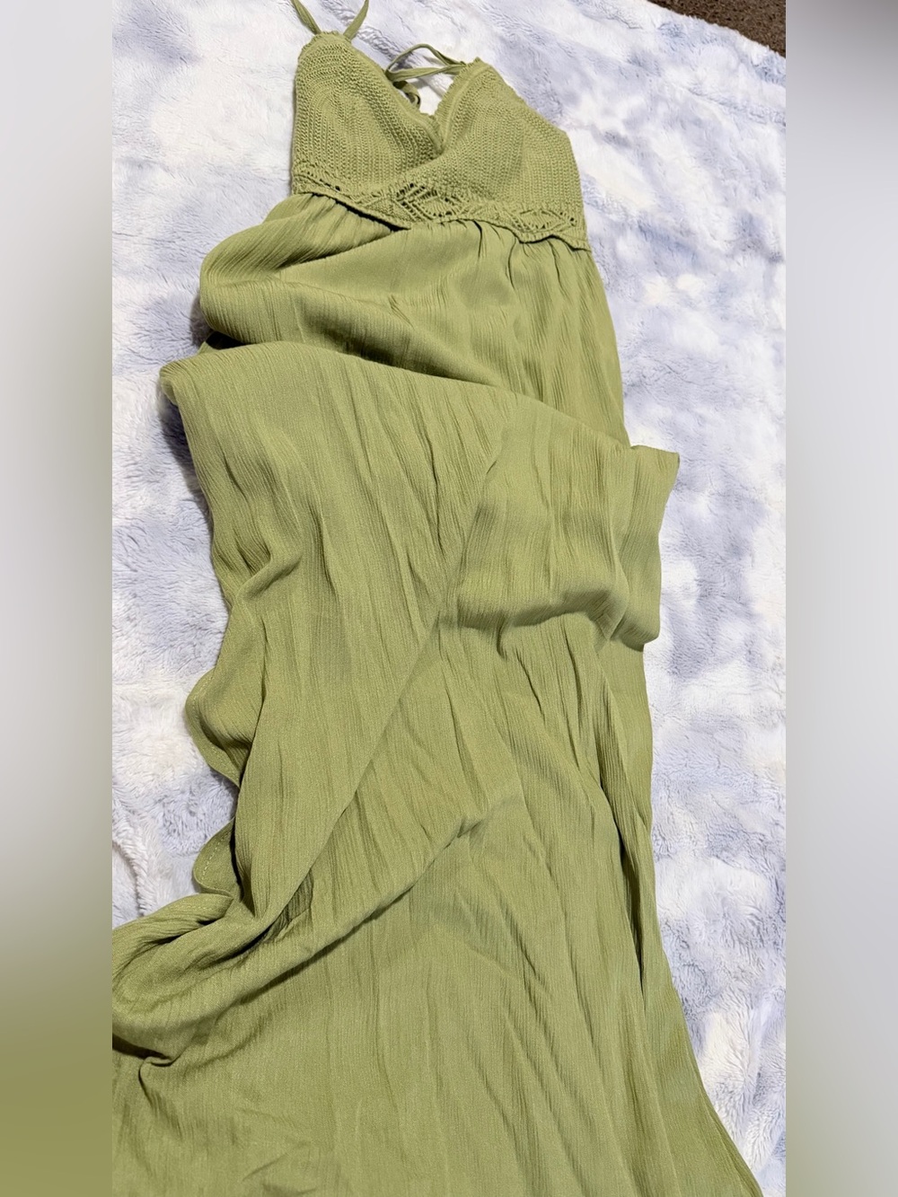 No Boundaries Light Green Women's Sweater Tank